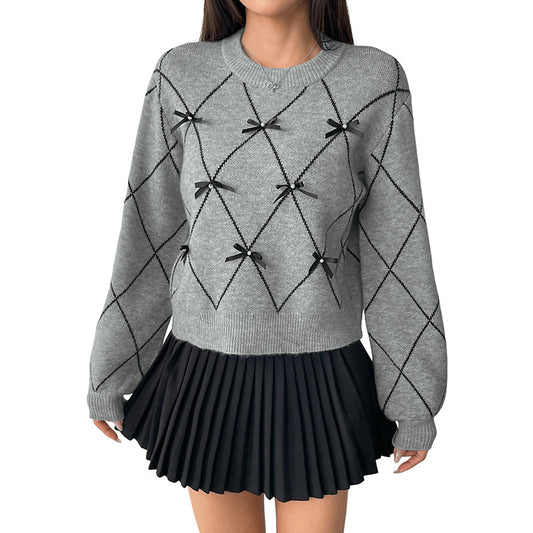 Chic Knit Sweater with Bow Detailing Round Neck Pullover Style